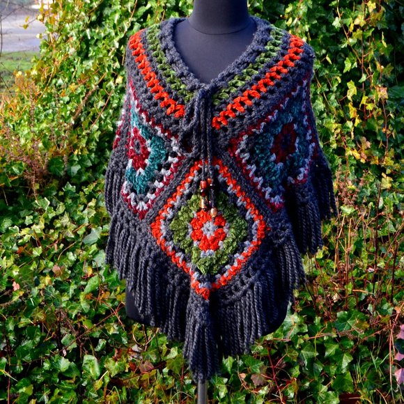 Sweaters - Retro Granny Square Chic Crochet Blanket Poncho